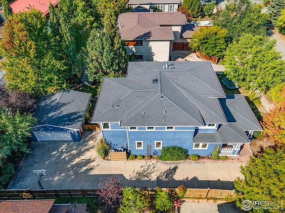3rd image of 1860 Redwood Ave