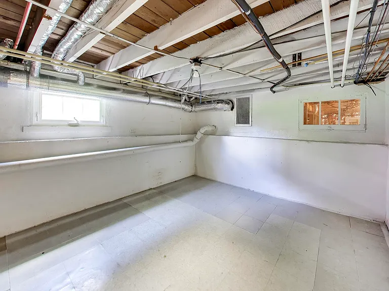 405 N Washington Ave — Photo 26