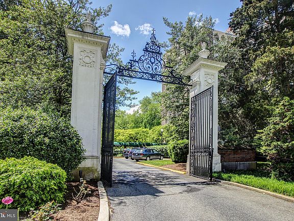 2nd image of 4000 Cathedral Ave NW #655B
