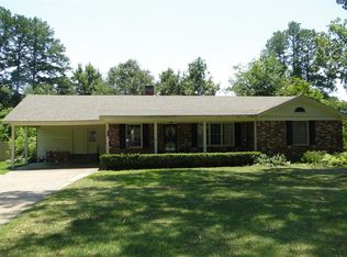 404 E Harding Ave, Greenwood, MS 38930