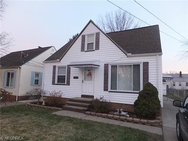 1st image of 6215 Traymore Ave