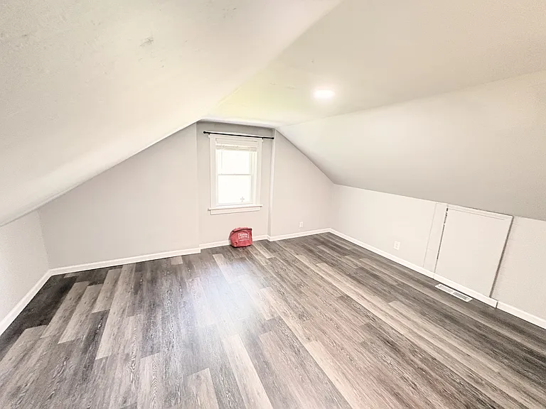 507 E Church St — Photo 23