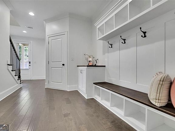 3rd image of 113 Quinn Way