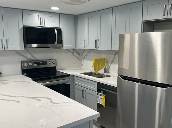 7520 Hornwood Dr APT 708, Houston, TX 77036