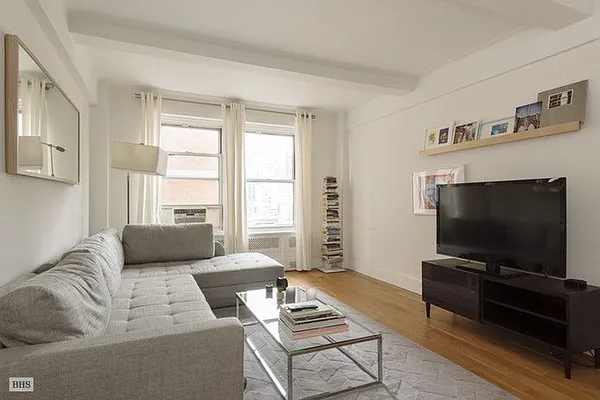 Rented by Brown Harris Stevens | media 18