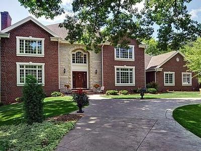 36723 Armour Rd, Oconomowoc, WI, 53066