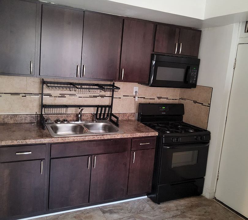 1st image of 8056 S Hermitage Ave #1738-3