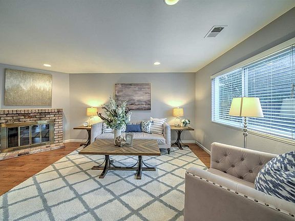 4th image of 8318 Mulberry Pl
