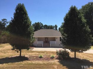 1060 Hood Farm Rd, Clayton, NC 27520