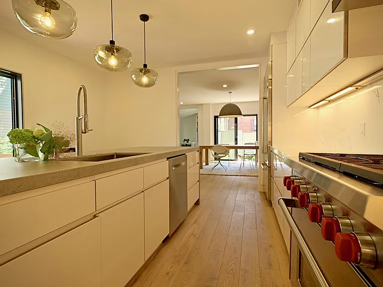 115 Spring St — Photo 10