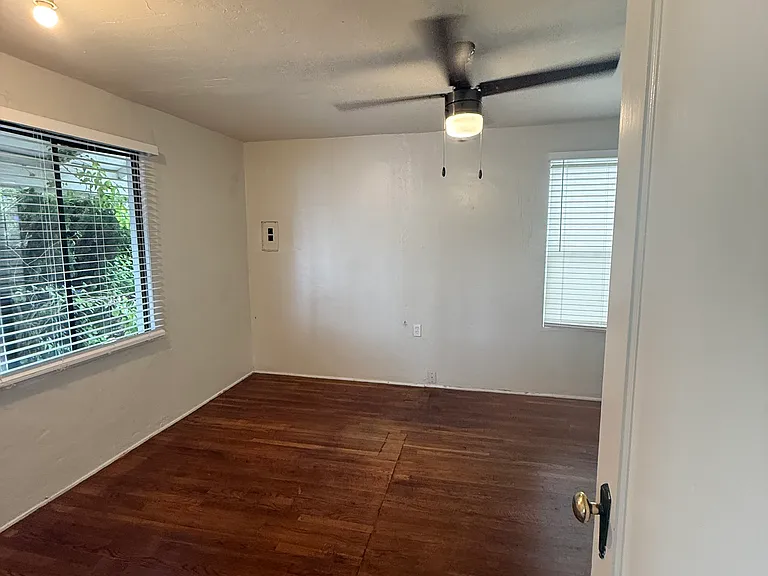 8314 Golden Ave #A — Photo 15