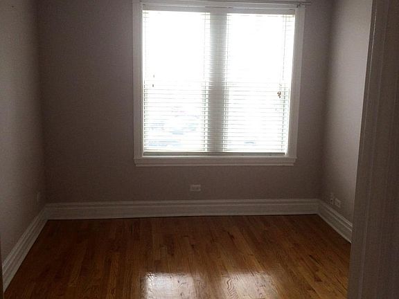 5th image of 3851 N Kedvale Ave
