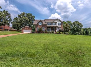 109 Meadowood Loop, Burns, TN 37029