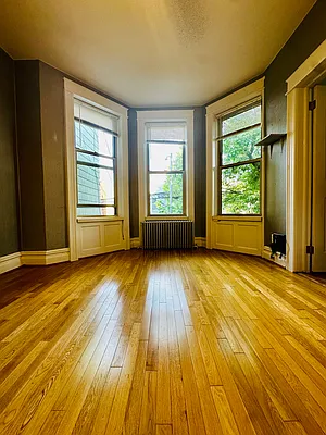 Rented by Oxford Property Group | media 3