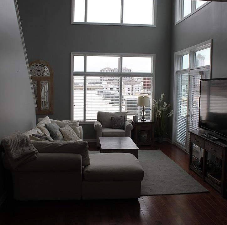 1st image of 733 N Capitol Ave APT 28