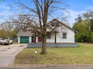 417 W 25th Ave, Hutchinson, KS 67502