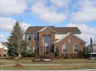 4744 Pond Run, Canton, MI 48188