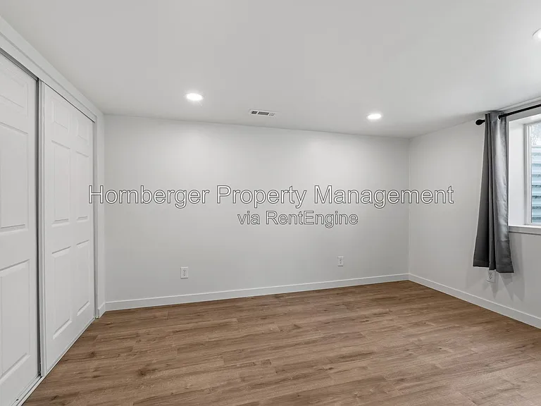 10106 N Wesley St — Photo 17