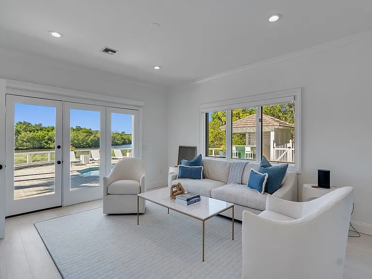 1635 S Highway A1A — Photo 10