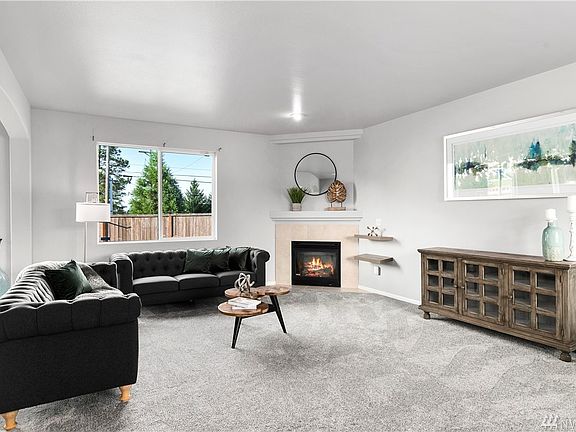 3rd image of 4525 201st St E