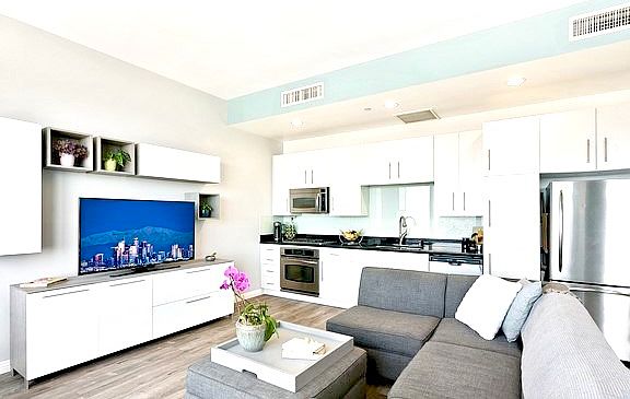 3rd image of 1100 Wilshire Blvd APT 2201