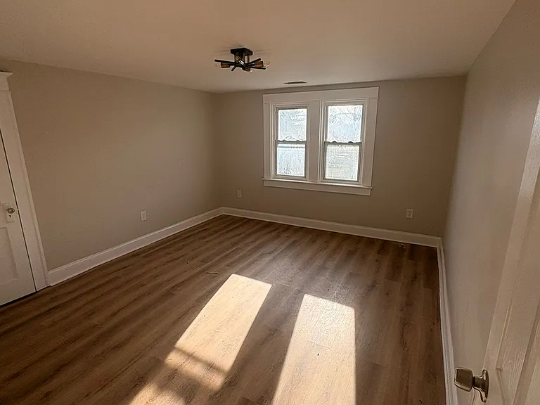 2924 Putty Hill Ave — Photo 3