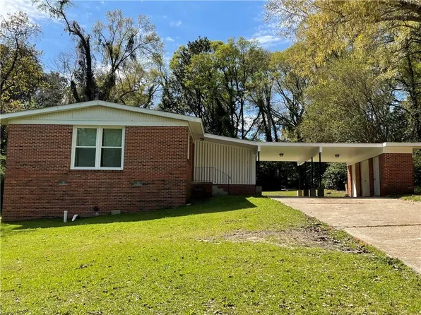 411 Thornton Pl, Mobile, AL 36609