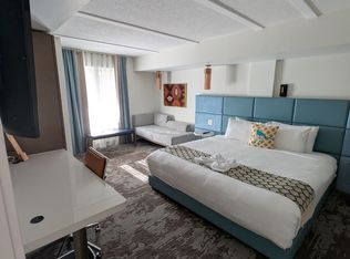 9 Harbour St W #4403 & 4405, Collingwood, ON L9Y 5R7