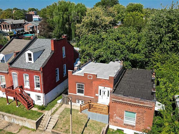 2nd image of 2207 Osage St