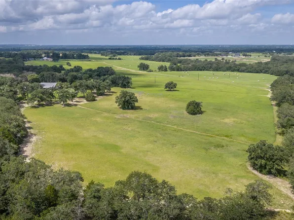 1272 Private Road 7024, Elgin, TX 78621