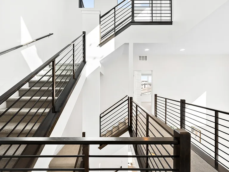 2522 N Moline St — Photo 15