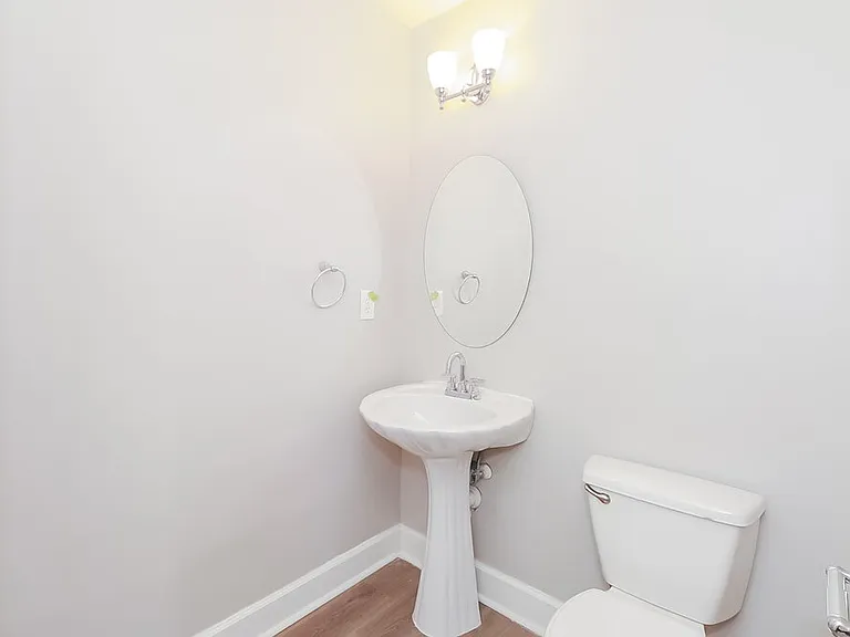 2113 Anchor Ct — Photo 16