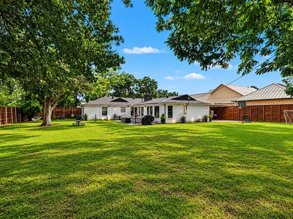 5979 Charlestown Dr, Dallas, TX 75230