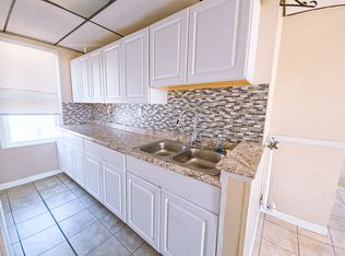 32 Granite St APT 3, Worcester, MA 01604
