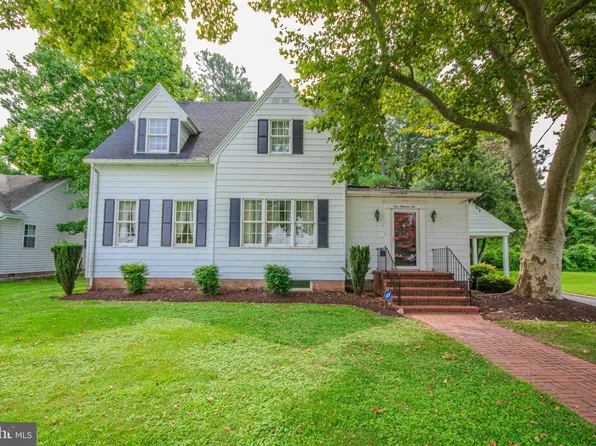 102 Winter Quarters Dr, Pocomoke City, MD 21851