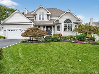 10 Manor Place, Smithtown, NY, 11787