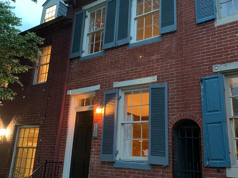 126 E Montgomery St — Photo 3