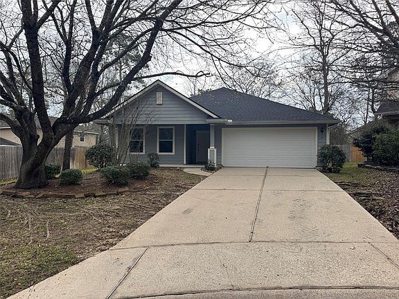 2nd image of 10 Druids Glen Pl