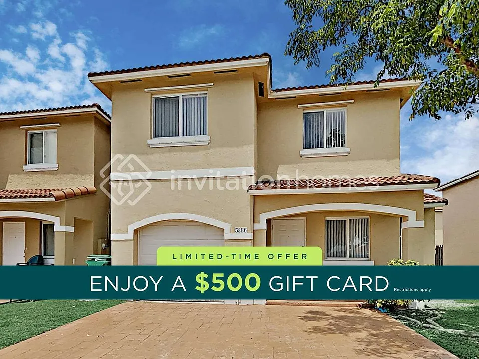 5886 SW 162nd Path