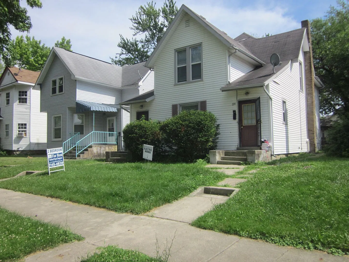 128 E Taber — Photo 1
