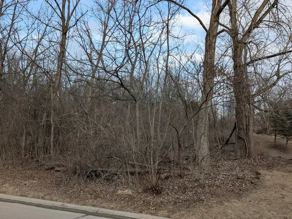 1433 98th Avenue Ct W, Rock Island, IL 61201