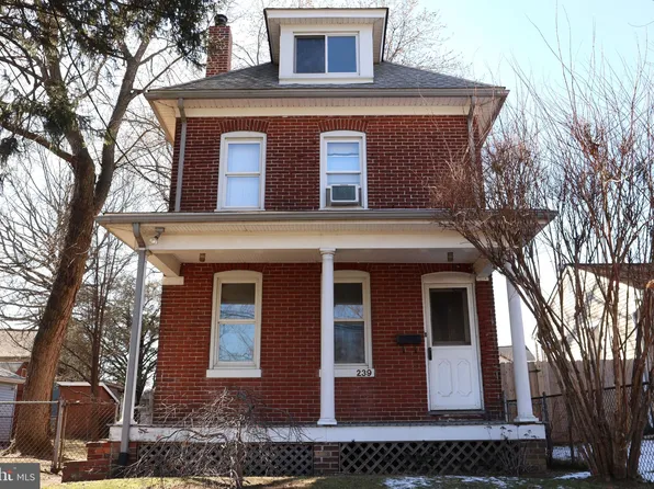 239 Grove St, Morrisville, PA 19067