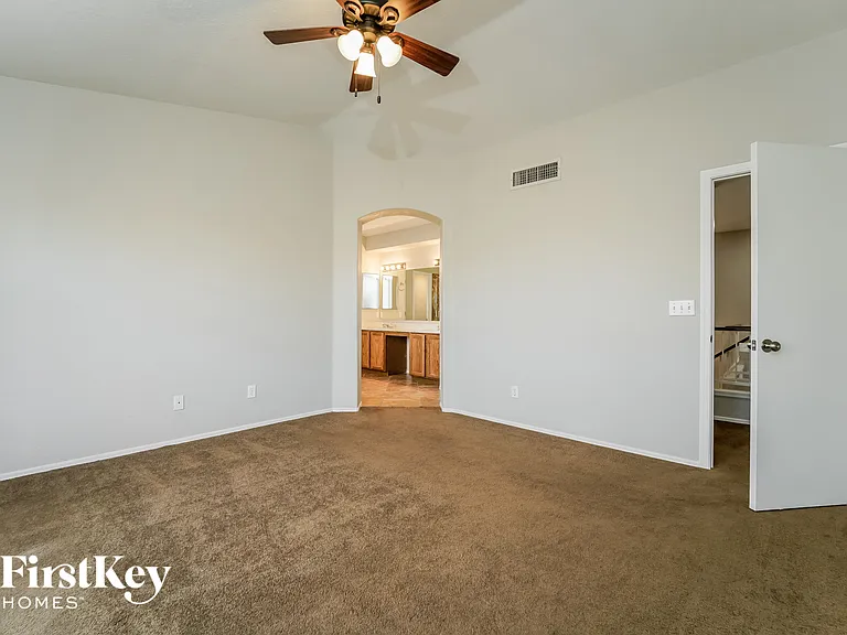 8166 N Pocono Way — Photo 8