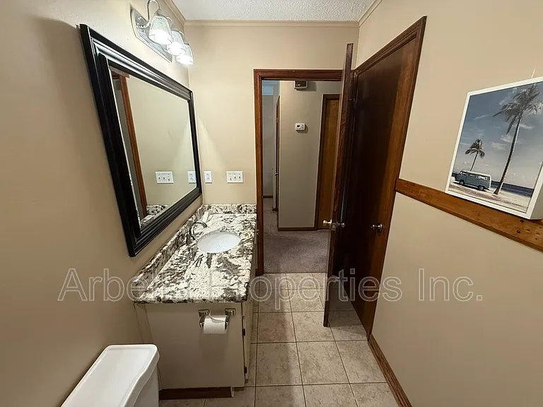 1608 Herrin Dr — Photo 19