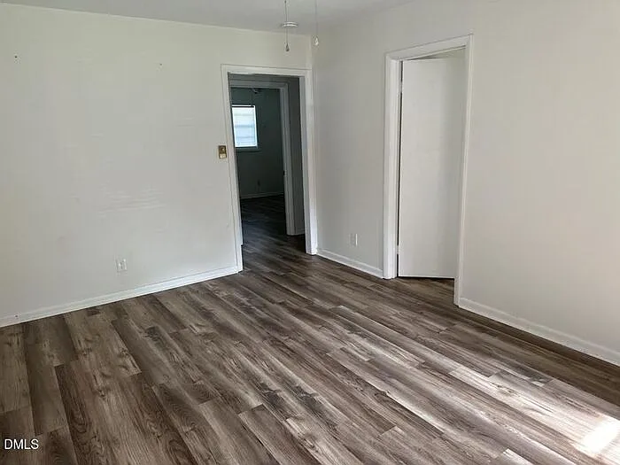 4212 S Alston Ave — Photo 2