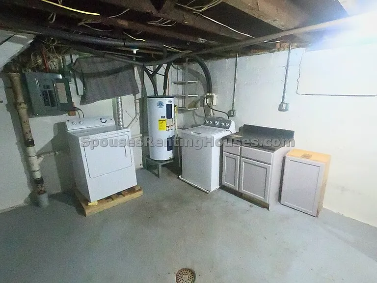 4017 E 11th St #1 — Photo 13