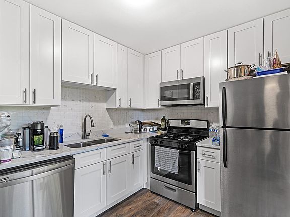 2nd image of 21 N Park Blvd Unit G