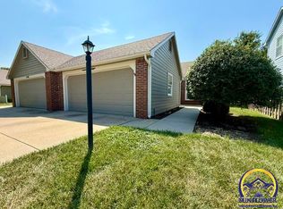 4711 Hearthside Dr, Lawrence, KS 66049