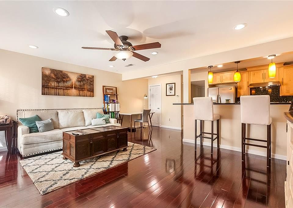1st image of 318 Lake Marina Dr #224