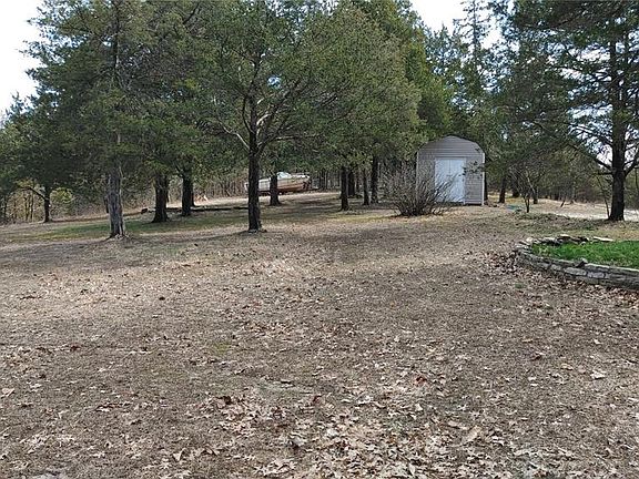 2nd image of 4828 Whitehead Rd